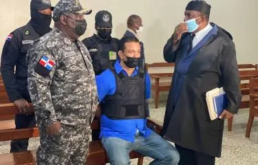 Alexis Villalona seguirá esperando su libertad; falta de firma retrasa proceso