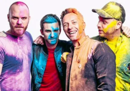 Banda Británica Coldplay pide reciclar materiales al culminar su concierto en Santo Domingo