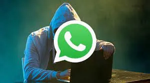 Dos personas arrestadas por estafa de RD$80,000 vía WhatsApp
