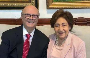 Senado suspende actividades legislativas por sepelio de la ex primera dama Rosa Gómez de Mejía