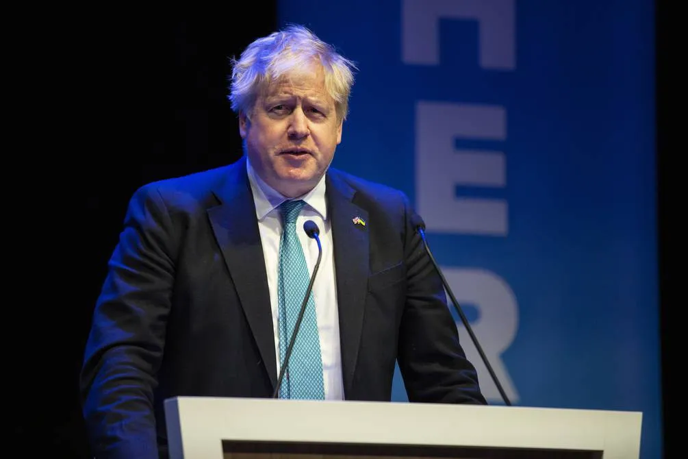 Boris Johnson dice que es ‘vital’ que Vladimir Putin ‘fracase’ en su invasión de Ucrania