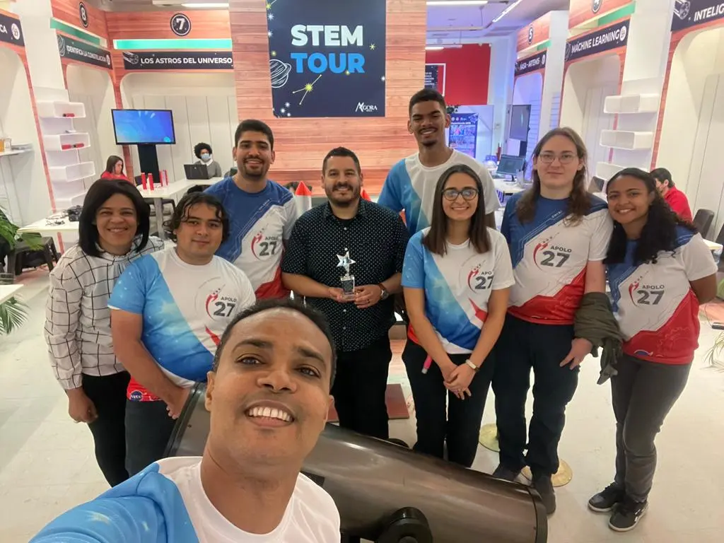 Video: El equipo Apolo27 reconoce a Alec Subero, ingeniero aeroespacial dominicano