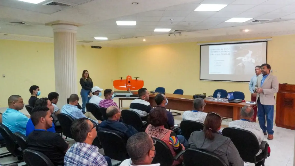 INDRHI organiza capacitación en operación de Drones aplicado a recursos hídricos