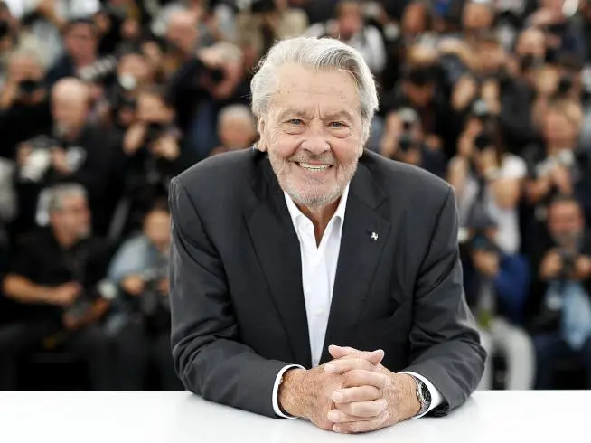 Actor francés Alain Delon solicita la eutanasia a sus 86 años