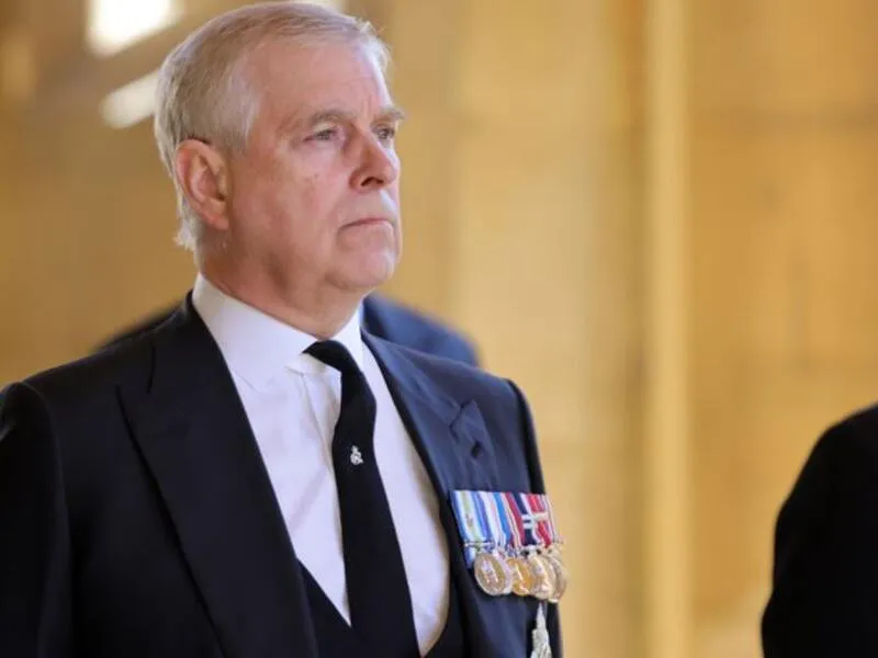 Despojan al duque de York de otro título en Inglaterra por escándalo sexual