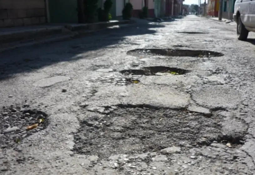 VIDEO: Residentes en sector de Pantoja denuncian estado crítico de calle