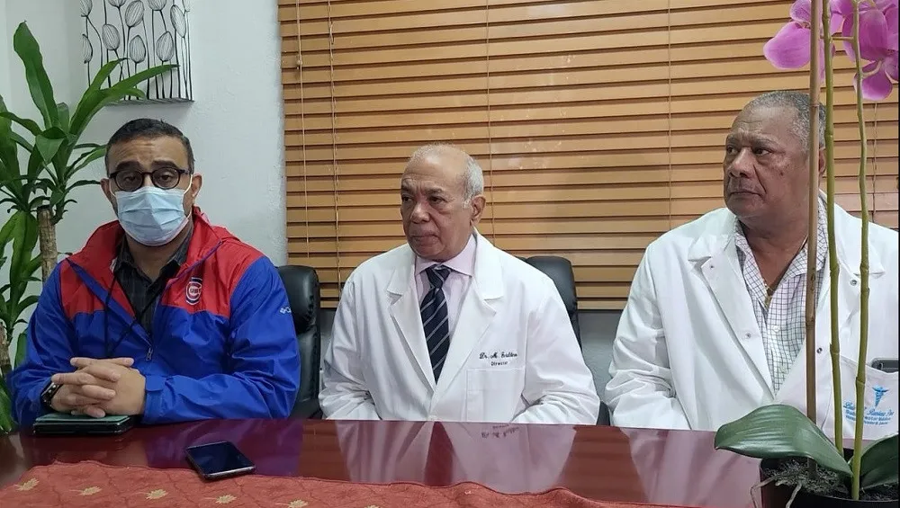 Hospital Gautier atribuye a error humano caída de empleada por ascensor