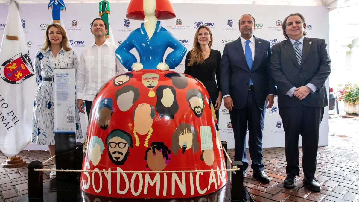 Presentan la primera Menina” dominicana