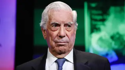 Los restos de Mario Vargas Llosa son cremados y entregados a sus tres hijos
