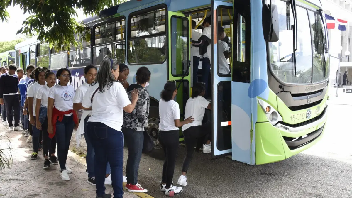 OMSA ofrece transporte gratis hasta la Feria del Libro