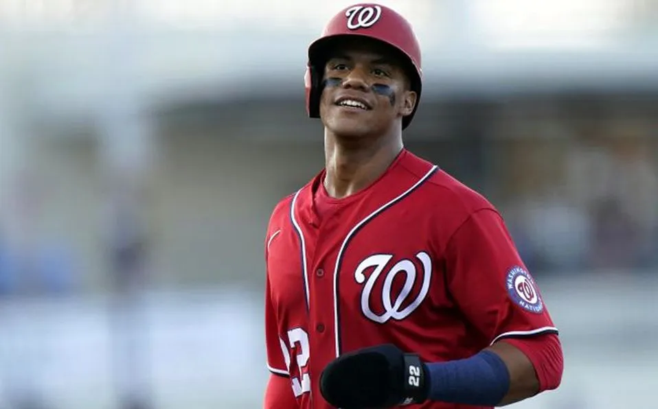 Juan Soto dispara su jonrón número 100 en su joven carrera