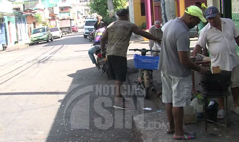 Altos precios en combustibles y alimentos limitan planes de los ciudadanos en Semana Santa