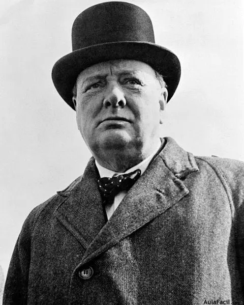 Winston Churchill: renuncia como primer ministro de Inglaterra
