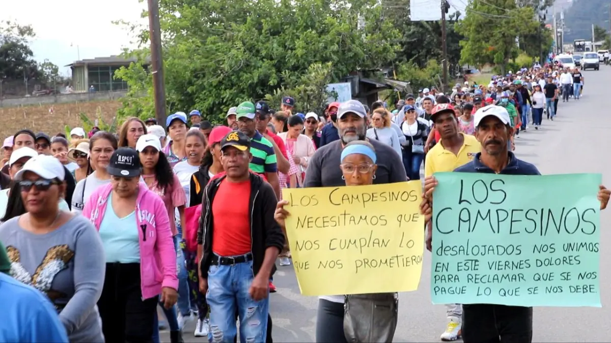 Agricultores desalojados de Valle Nuevo piden al gobierno cumplir compensación económica