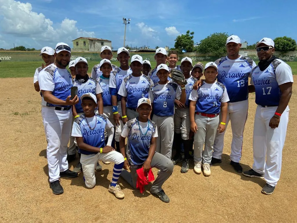 Baní y San Pedro de Macorís disputarán gran final Torneo Nacional Béisbol U-12