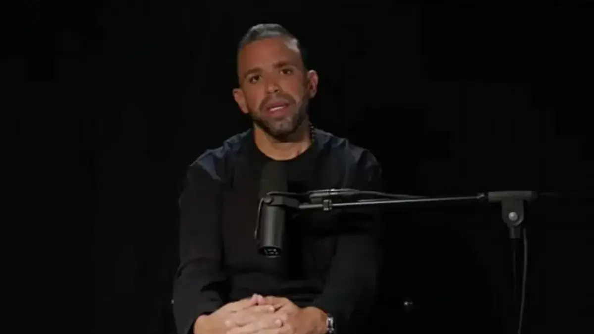 Reacción de “Molusco” tras difundirse video íntimo de su hijo de 16 años.