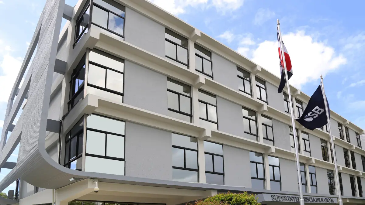 Devuelven RD29.4 MM tras quejas a entidades financieras