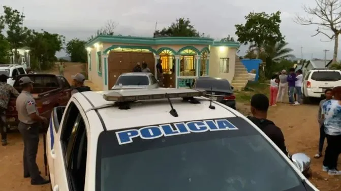 Individuos asaltan y amarran personas en vivienda de Monte Plata