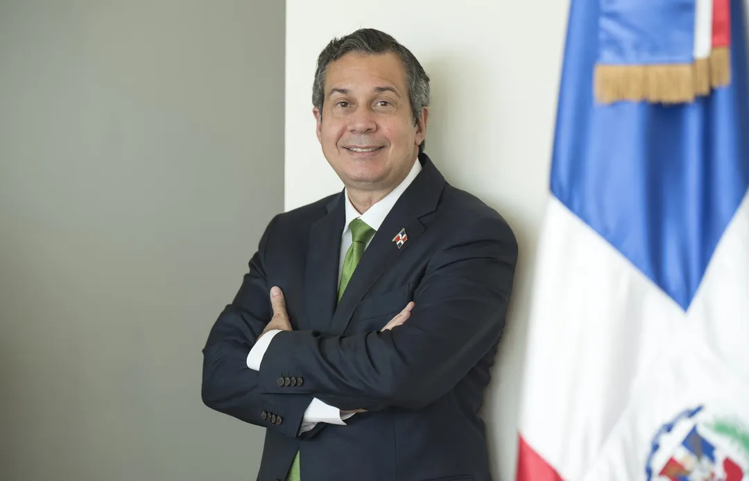 Riden homenaje a Jorge Mera en España por labor ambiental