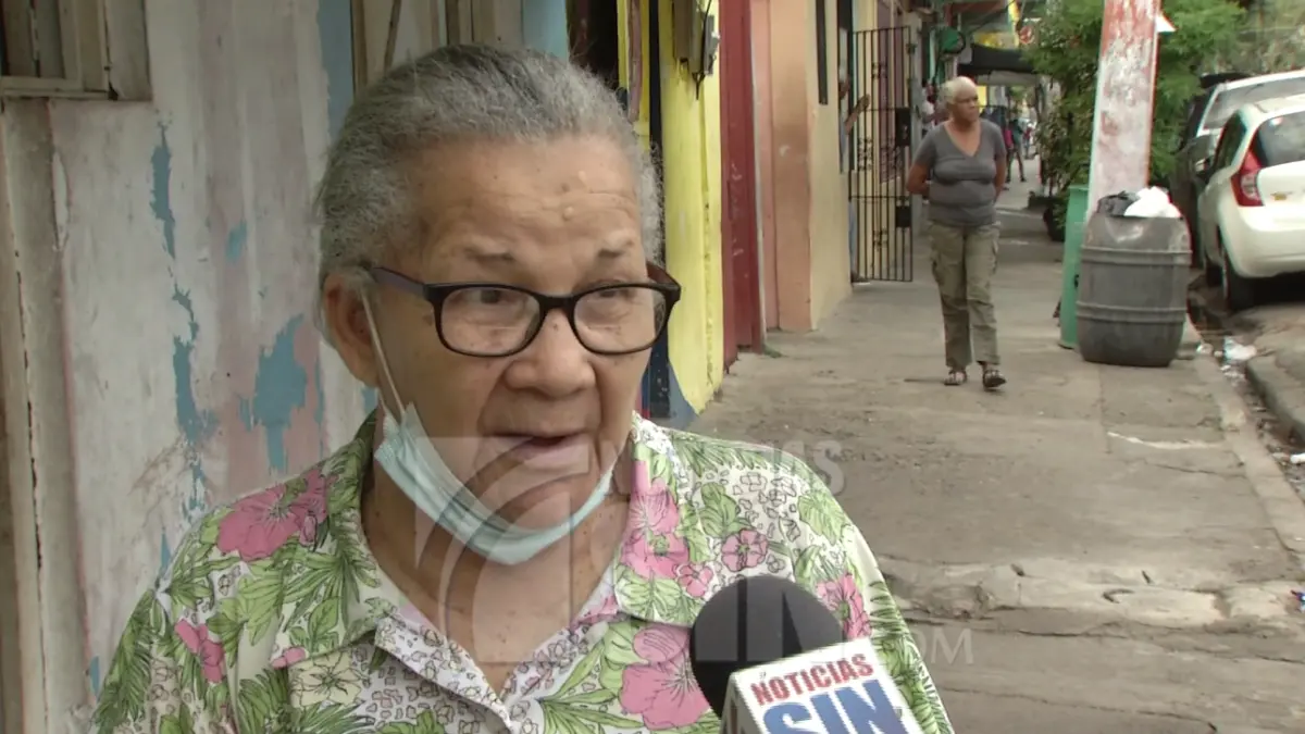 Residentes de Villa Juana aún en asombro tras hombre intentar quemar viva a mujer; empeora salud de pareja