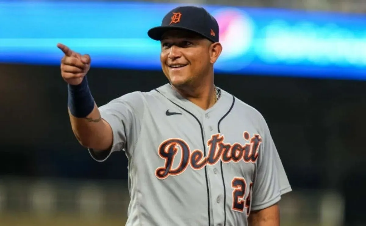 Tigres realizan homenaje a Miguel Cabrera