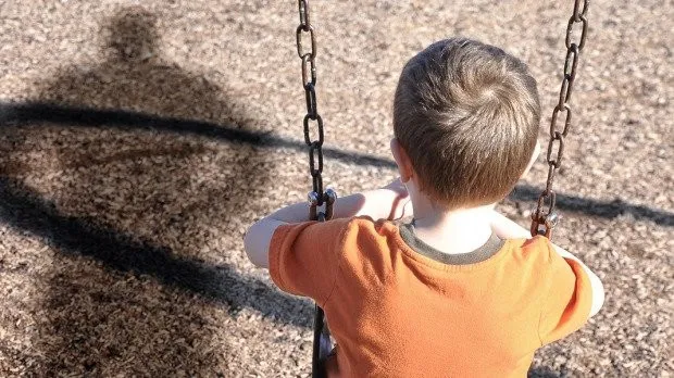 Crean línea de ayuda al pederasta para prevenir abusos a menores