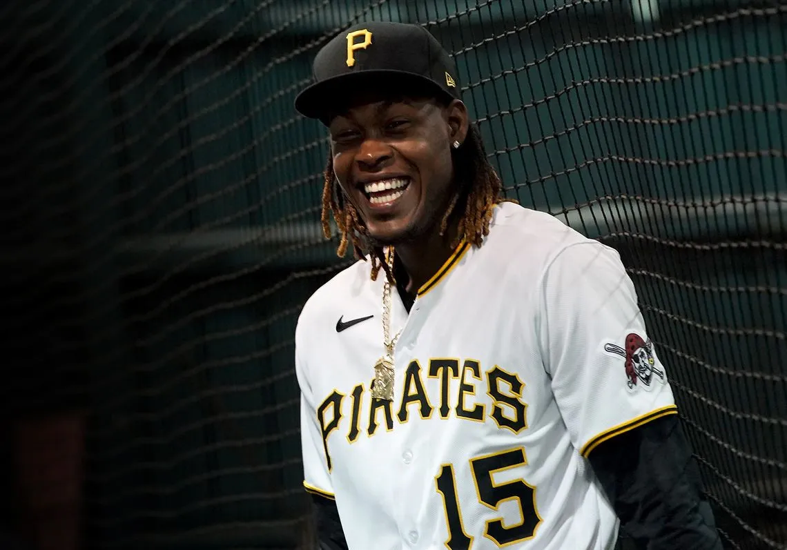 Oneil Cruz cumple expectativas en su debut y Piratas ganan en Grandes Ligas