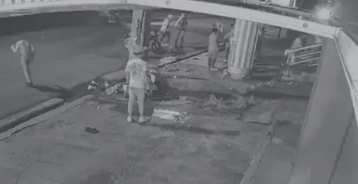 Cámaras de vigilancia captan momento en que ultiman joven a puñaladas en SFM