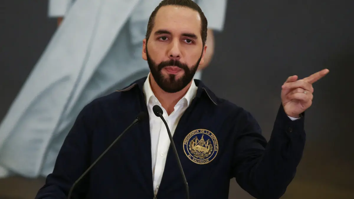 ¿Quién es el empresario cercano a Nayib Bukele vinculado a redes de corrupción que llegan hasta a Albania?