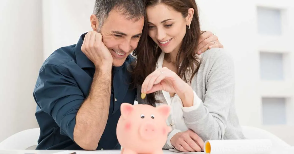 ¿Cómo ahorrar junto a tu pareja?