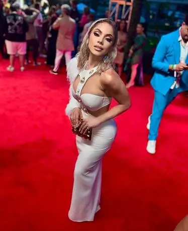 La Materialista recibe primera nominación a Premios Juventud 2023