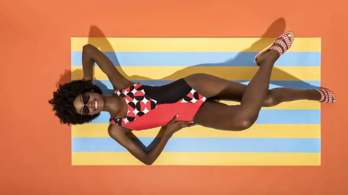 Moda Jumbo y Sully Bonnelly presentan colección de verano