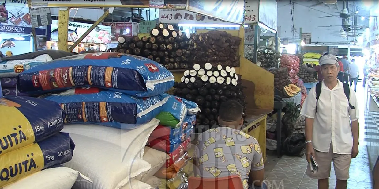 Amas de casa y comerciantes dicen vivir en constante incertidumbre ante aumento de los alimentos