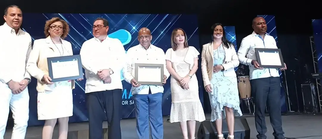 SNS reconoce centros de salud y SRS con premio al Mejor Desempeño Hospitalario