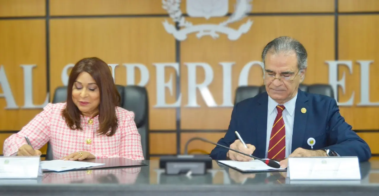 TSE y Ministerio de la Mujer acuerdan trabajar en favor de derechos políticos de las mujeres