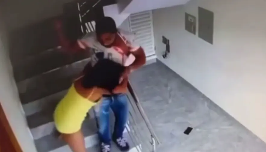 Video: Policía Nacional confirma mujer que fue agredida por pareja ya está bajo protección