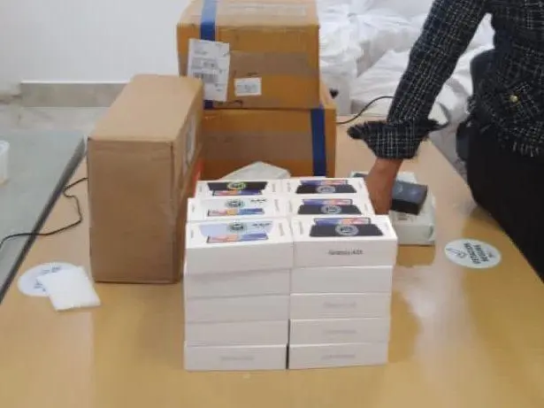 Aduana decomisa RD$22 millones en mercancía de contrabando en aeropuerto de Punta Cana