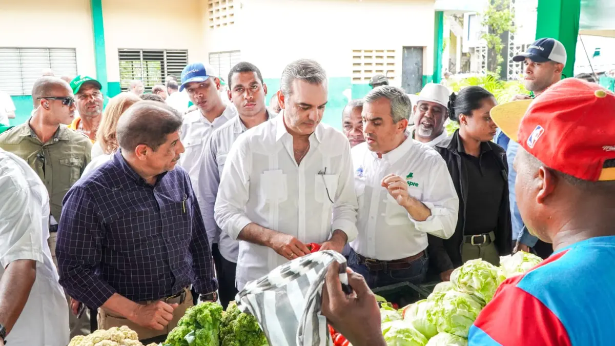 Abinader anuncia continuarán adoptando medidas para abaratar costo de la canasta básica familiar