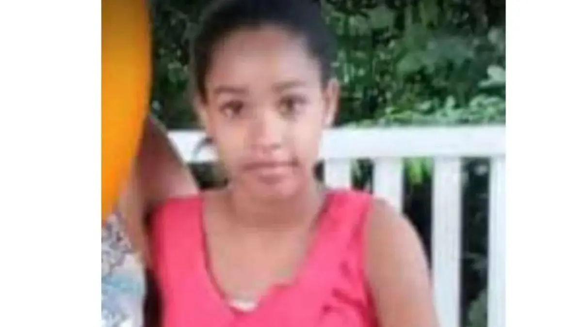 Muere niña al ser atropellada accidentalmente por su madre mientras daba reversa