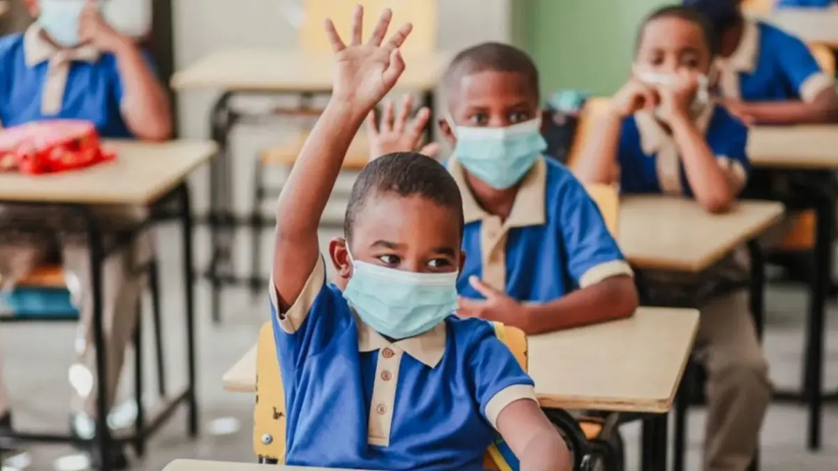 Minerd aún no define logística para distribuir bono de 500 dólares para estudiantes sin cupo en escuelas