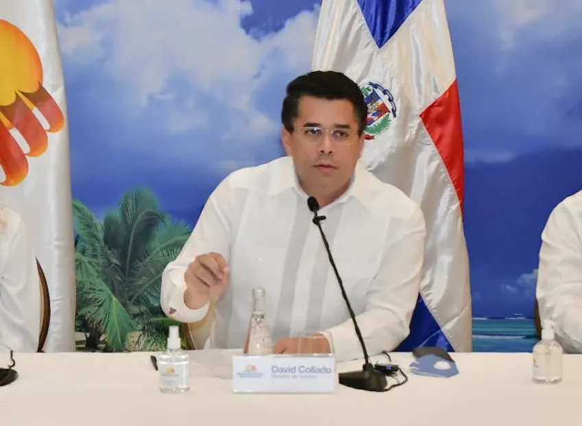 República Dominicana perdió la visita de unos 40.000 turistas a causa de huracán Fiona