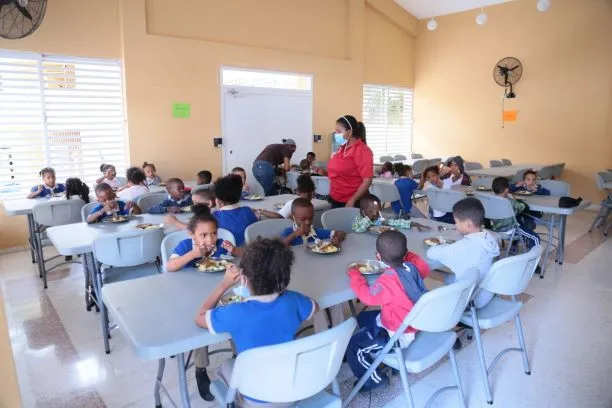 El 3 de octubre iniciará formalmente programas de alimentación escolar