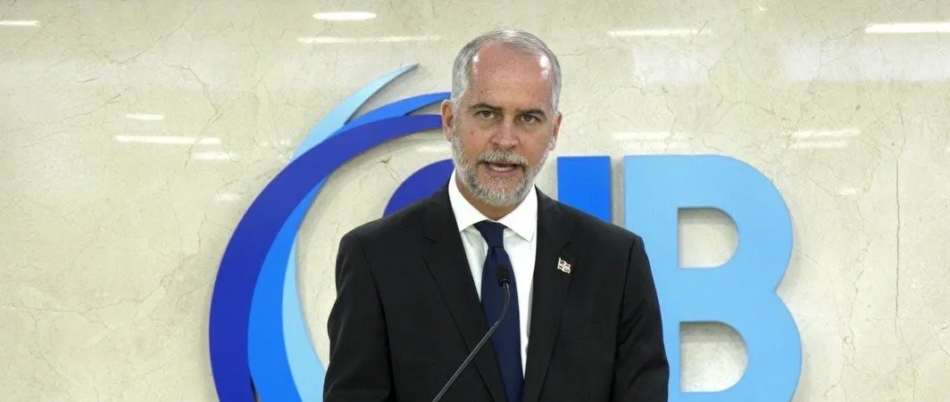 Superintendente de Bancos advierte sobre estafas piramidales