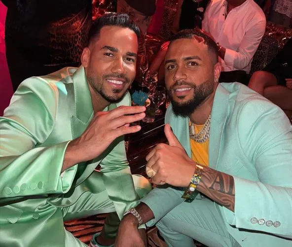 Dj Adoni no se queda atrás y también participa en nuevo álbum Romeo Santos