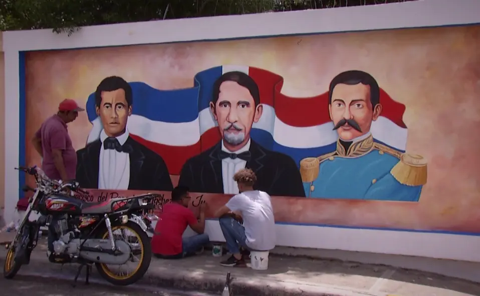 Pintan murales de figuras del arte y preservan legado en Santiago Rodríguez