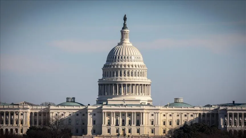 Senado de EEUU condena ataques contra el FBI tras registro a Trump