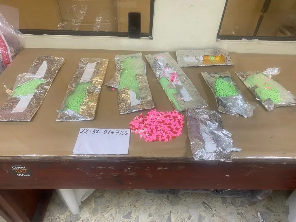 Video: Ocupan en el AILA más de seis mil pastillas presumiblemente de éxtasis