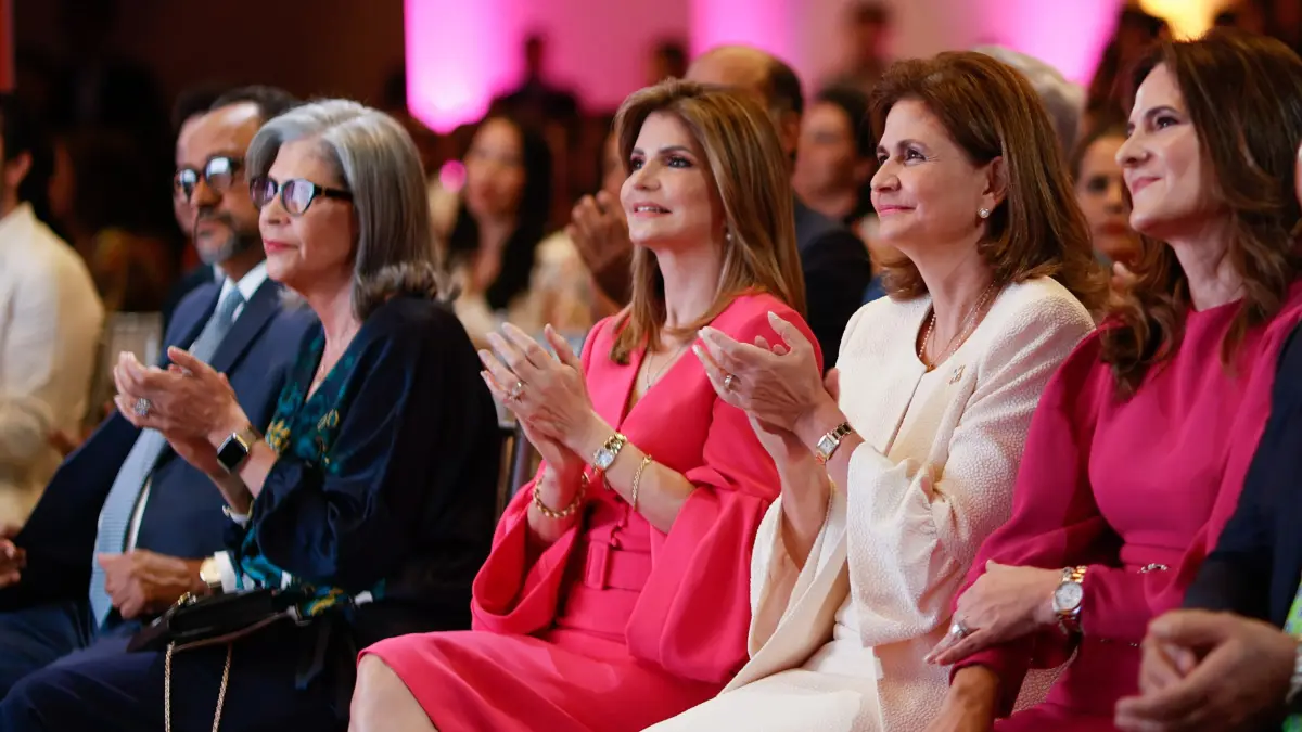 Vicepresidenta: Nos hemos propuesto facilitar acceso al tratamiento de cáncer de mama