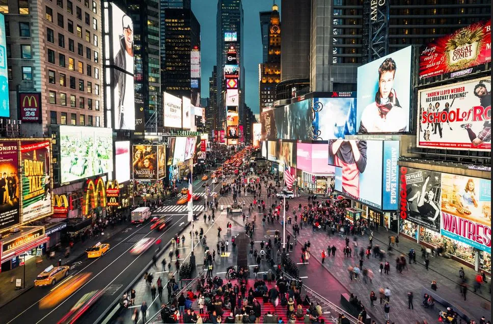 Jueza federal avala temporalmente que Times Square sea zona libre de armas