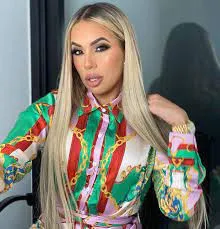 Queman vehículos de la exesposa del reguetonero Cosculluela